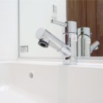 東大阪市で洗面台のリフォームを行いました。