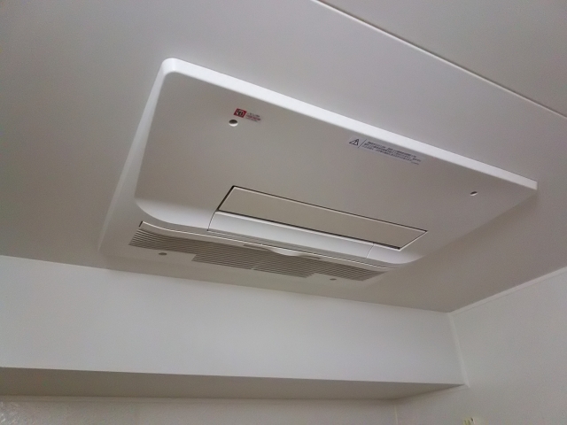 ”浴室暖房乾燥機”